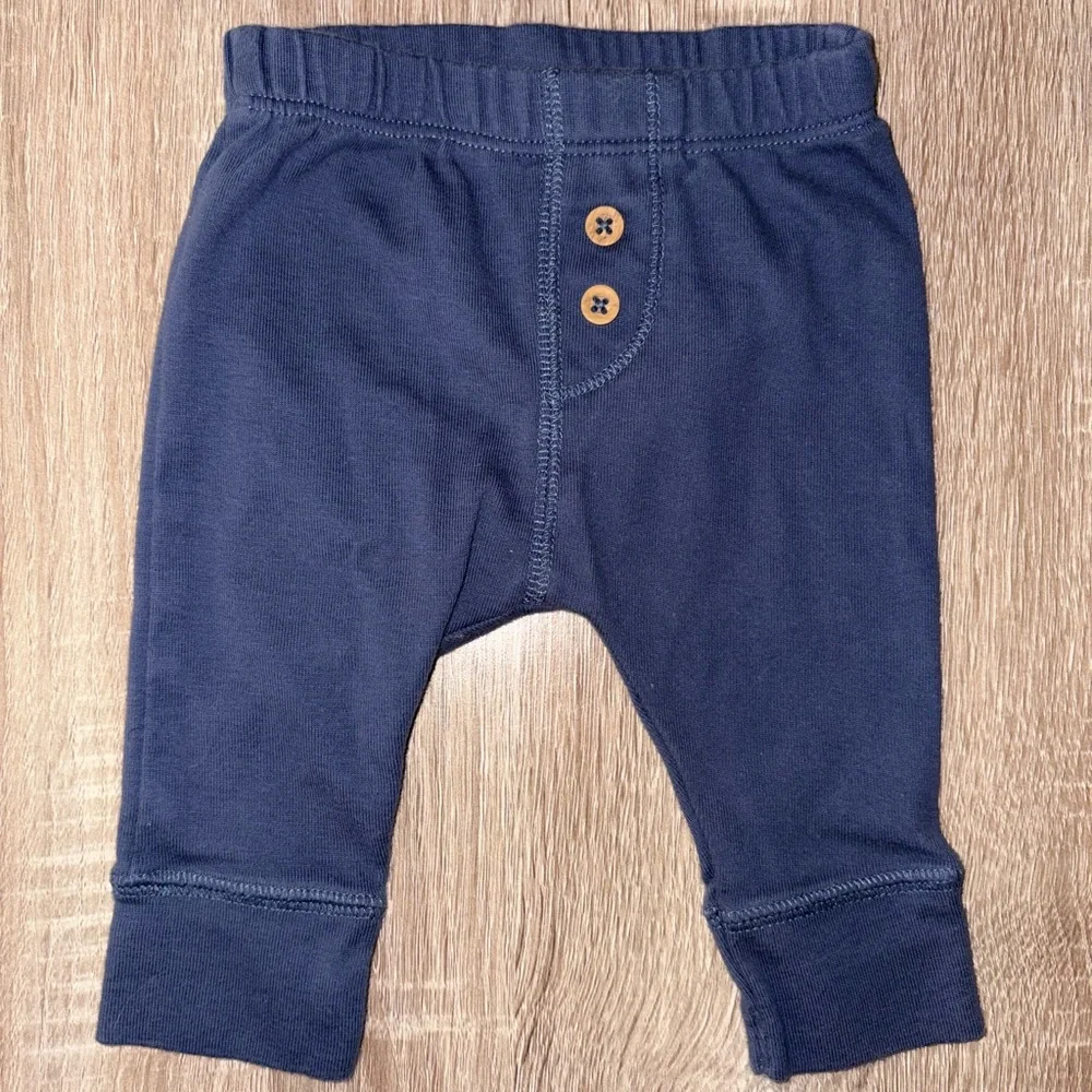 Assorted pants bundle - Picture 3 of 4